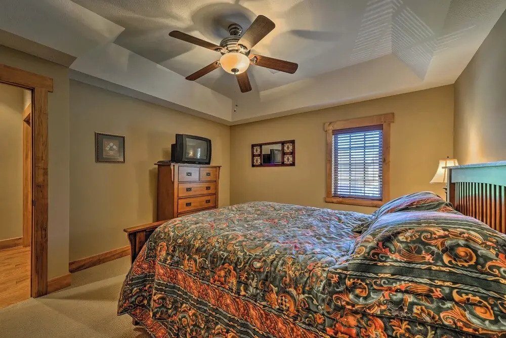 Southwind Seven Springs Home on Ski Slopes!