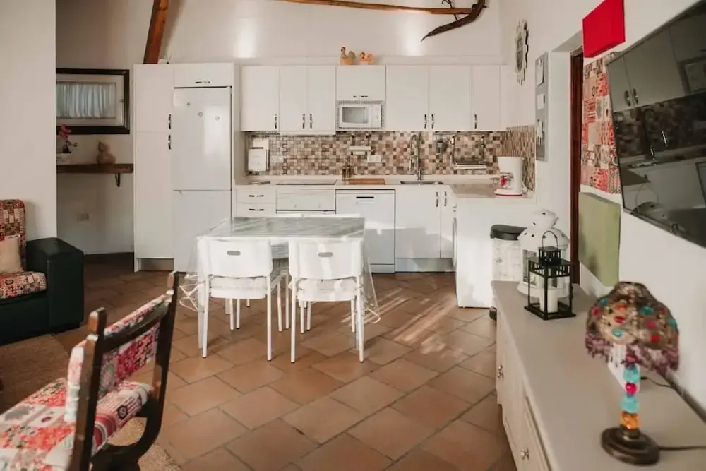 Casa rural en Hoya de Tunte. Vivienda 4