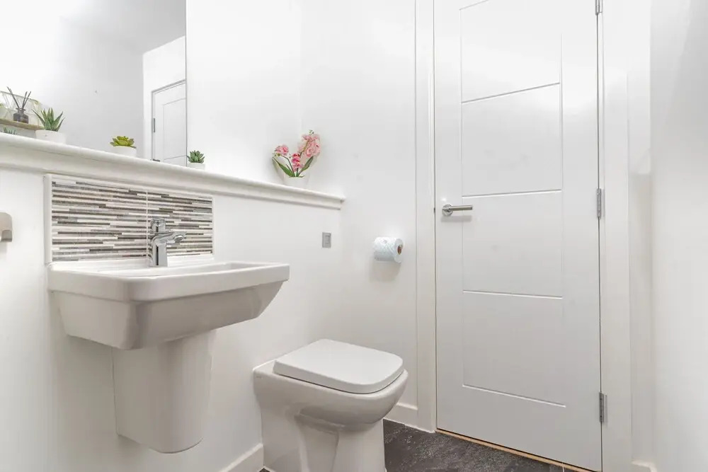 Charming 3-bed House in Glasgow With Free Parking