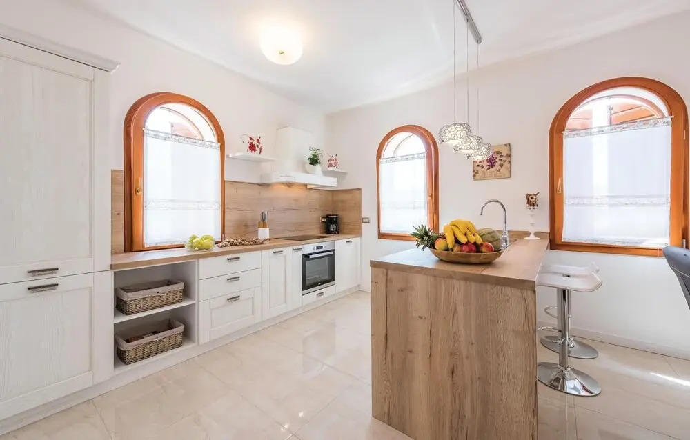 Stunning Home in Vabriga With Wifi and 3 Bedrooms