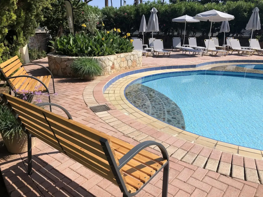 Lefka Apartments
