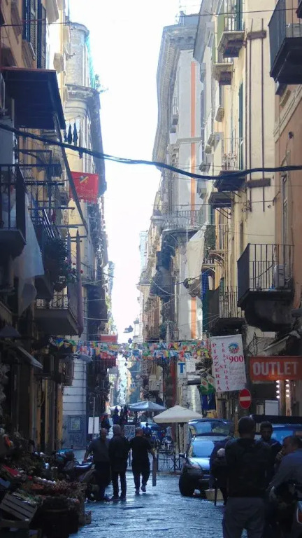 Neapolitan Flat B&B