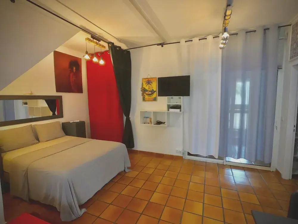 Studio in La Saline-les-bains, With Wonderful sea View, Furnished Balcony and Wifi