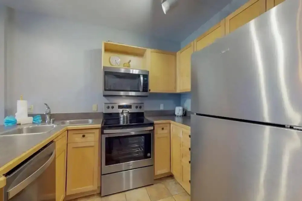 1 Bedroom Mountain Condo In River Run Village With Expansive Mountain Views And Walking Distance To Ski Slopes