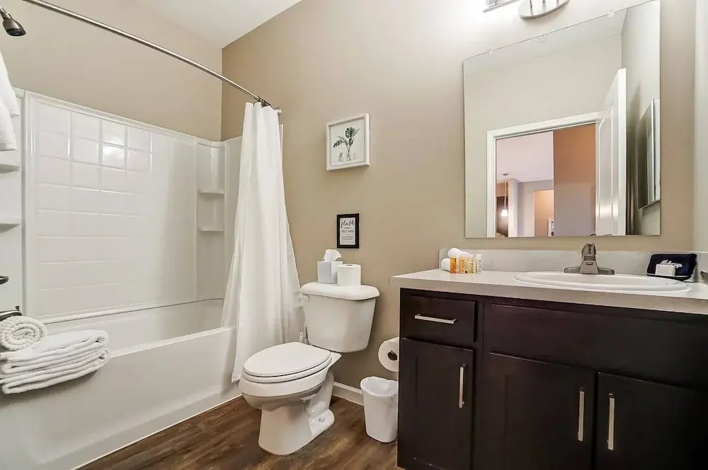 Lux Dublin 2BR 1st Floor W D Pet Friendly