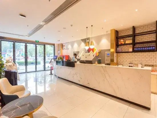 ZheTing Hotel (Jingzhou Jianghan Road No.1 People's Hospital)
