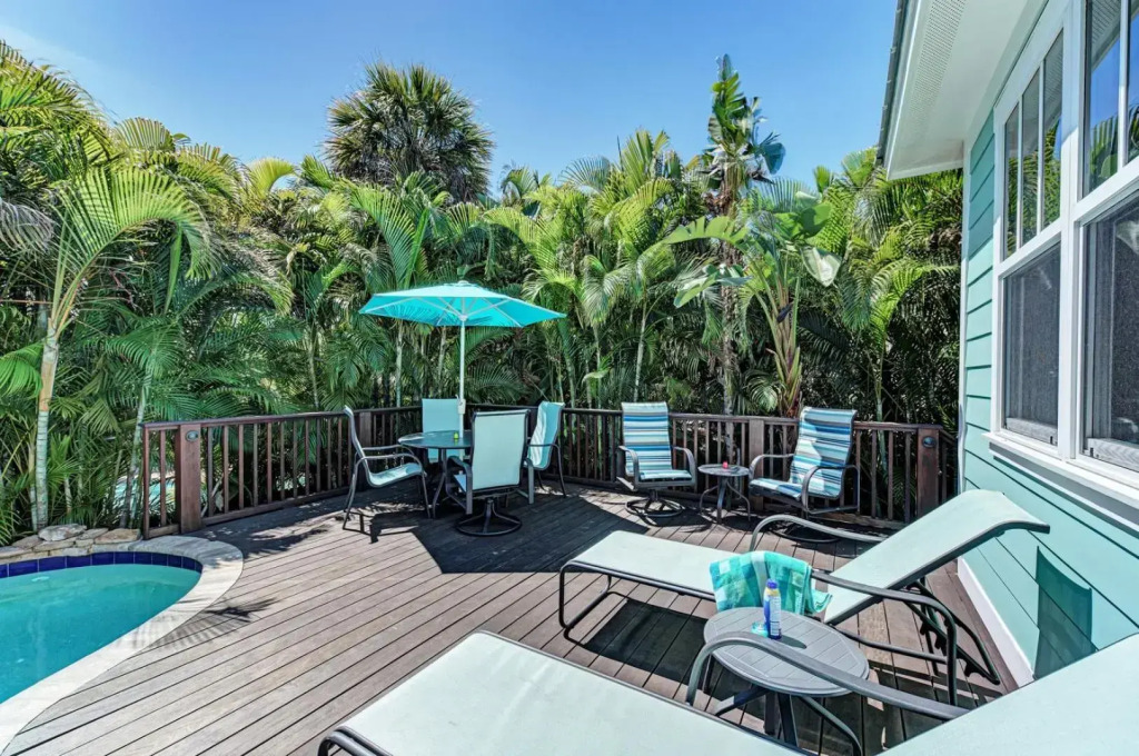 Blue Palm Paradise - 205 - 65th