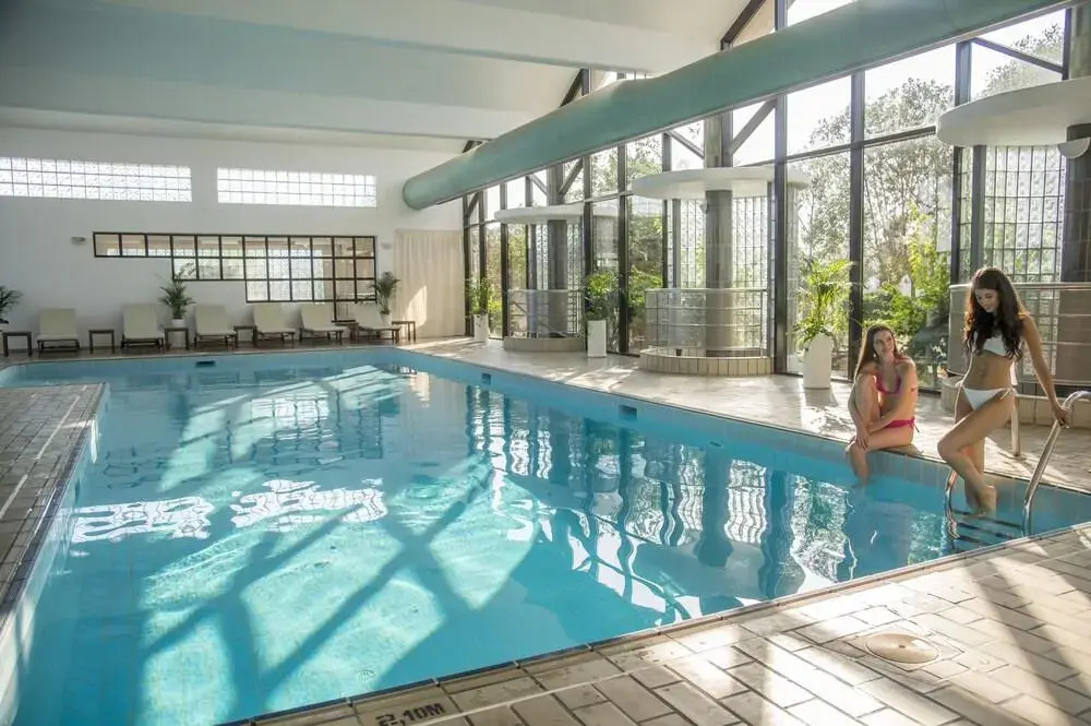 Palm Beach Hotel & Bungalows
