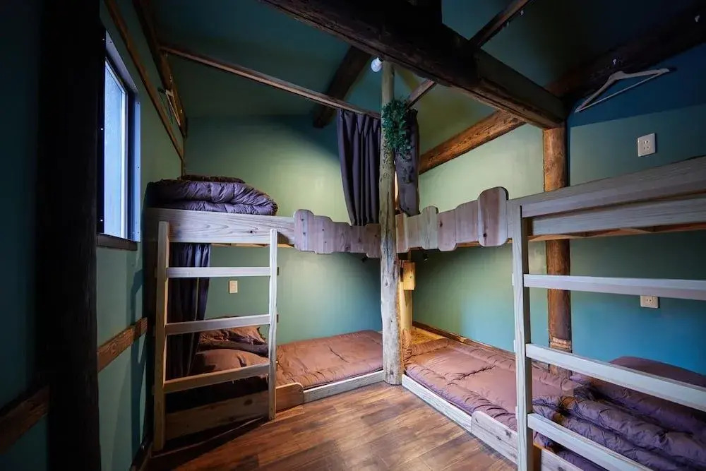 GLAMPiC GUESTHOUSE