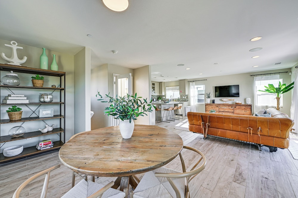 1 Mi to Beach! San Clemente Gem w/ Rooftop Patios