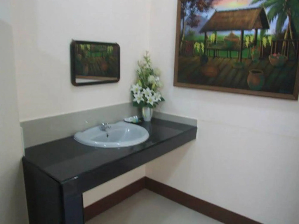 Jansupar Court