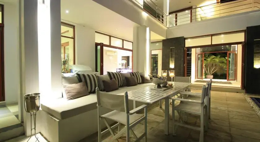 Phu Montra Luxury Sea View Mansion