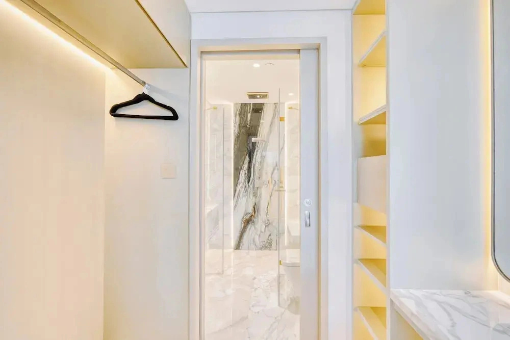 PVH - Studio - Emaar Fashion Ave
