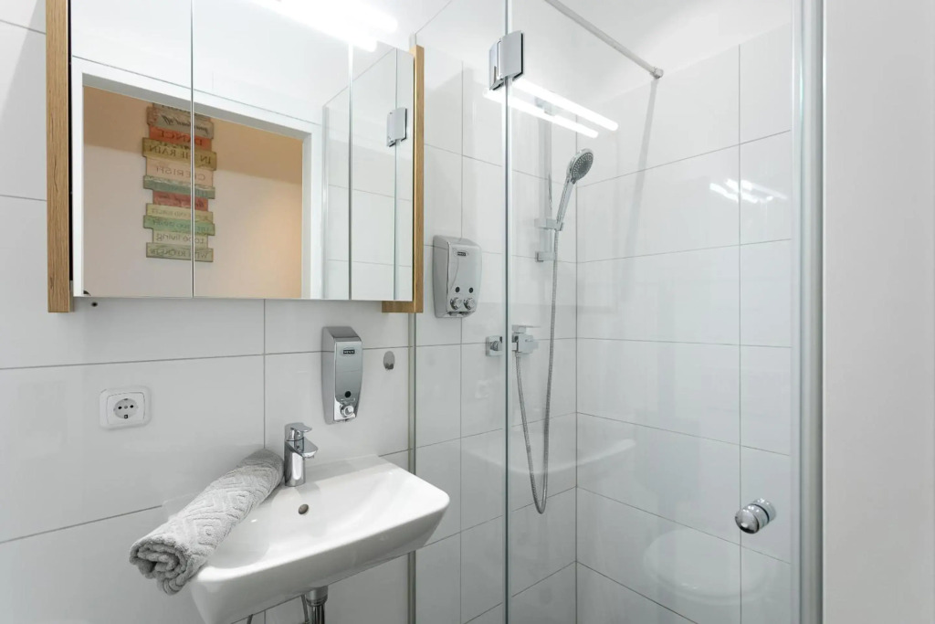 Apartment, modern und neu renoviert