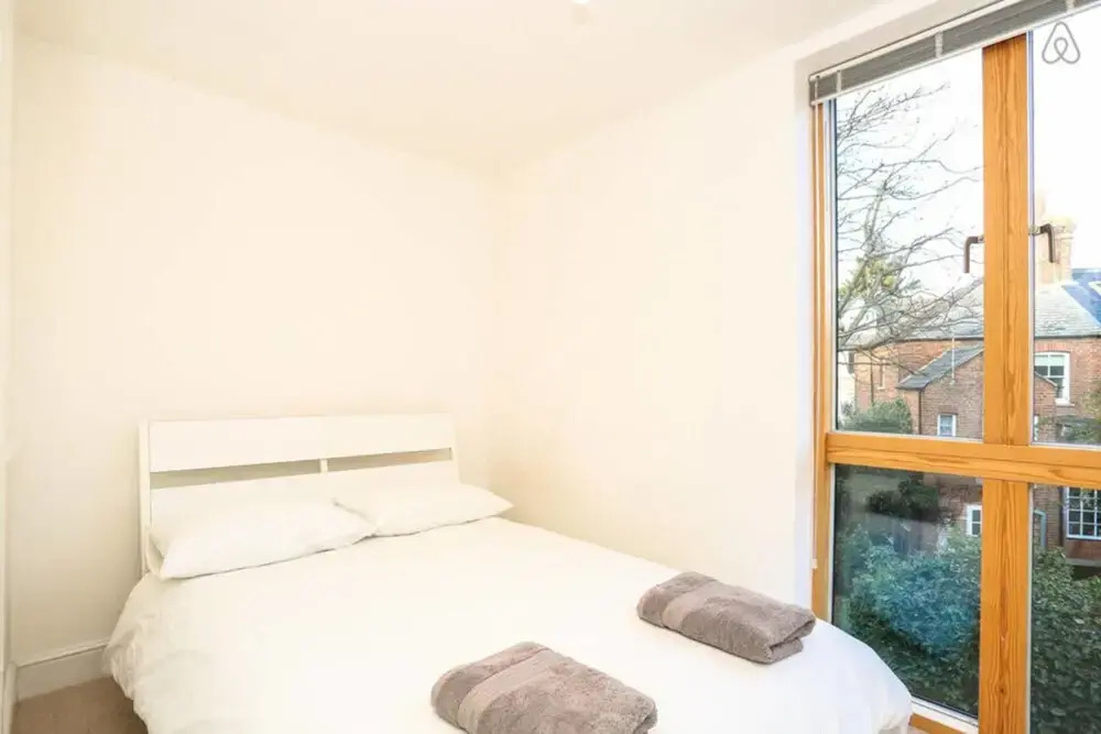 The Richmond Retreat - Beautiful & Central 9bdr Victorian Homes