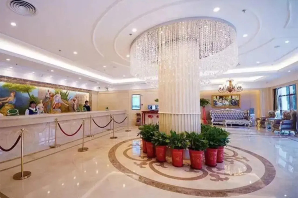 Vienna International Hotel (Slender lake Dongguan Street Ancient Canal)