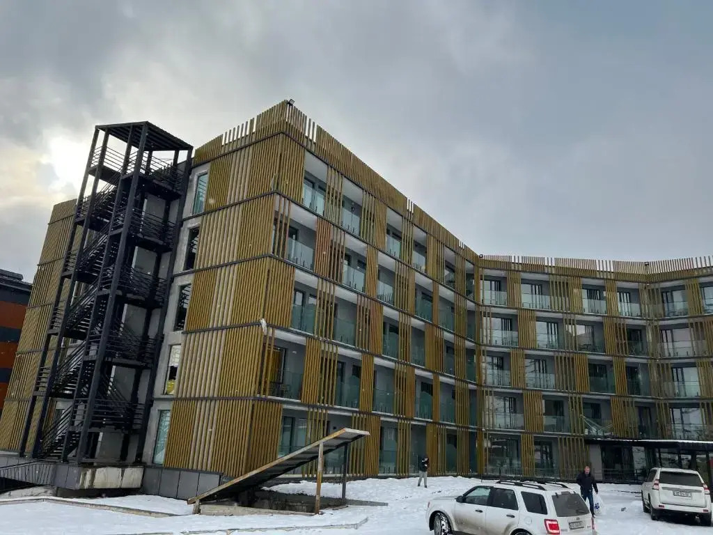 Atrium 513