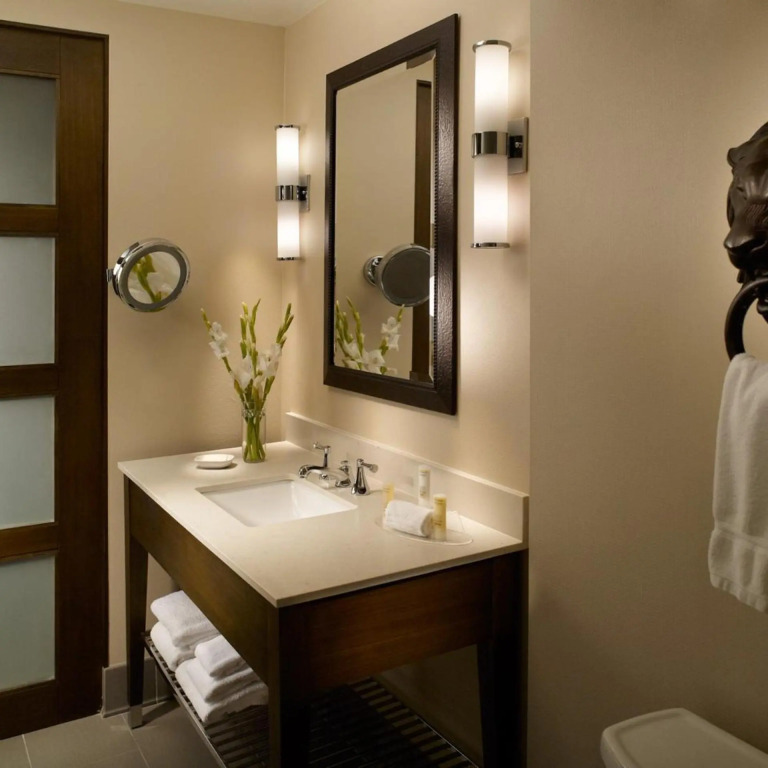 Crowne Plaza Charleston by IHG