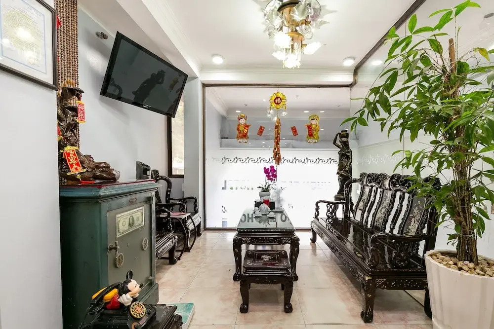 Vuon Tao Dan Hotel Near Ben Thanh Market