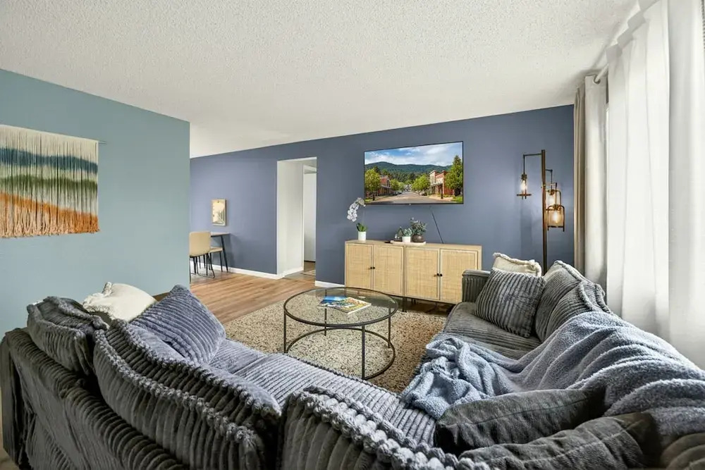 Clearview Comfort 3BR Near Airport