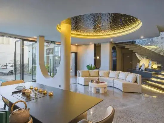 Li Xiangjia Designer Collection Homestay (Lijiang Ancient City Store)