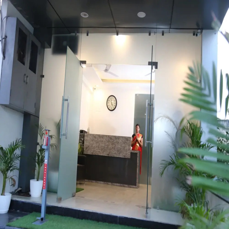 Fabhotel Aanya Suites