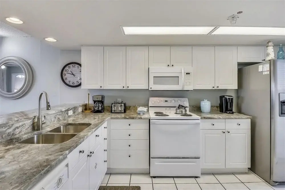 Seacrest 710 is 2 BR Top Floor Gulf Side unit - Beautifully decorated by RedAwning