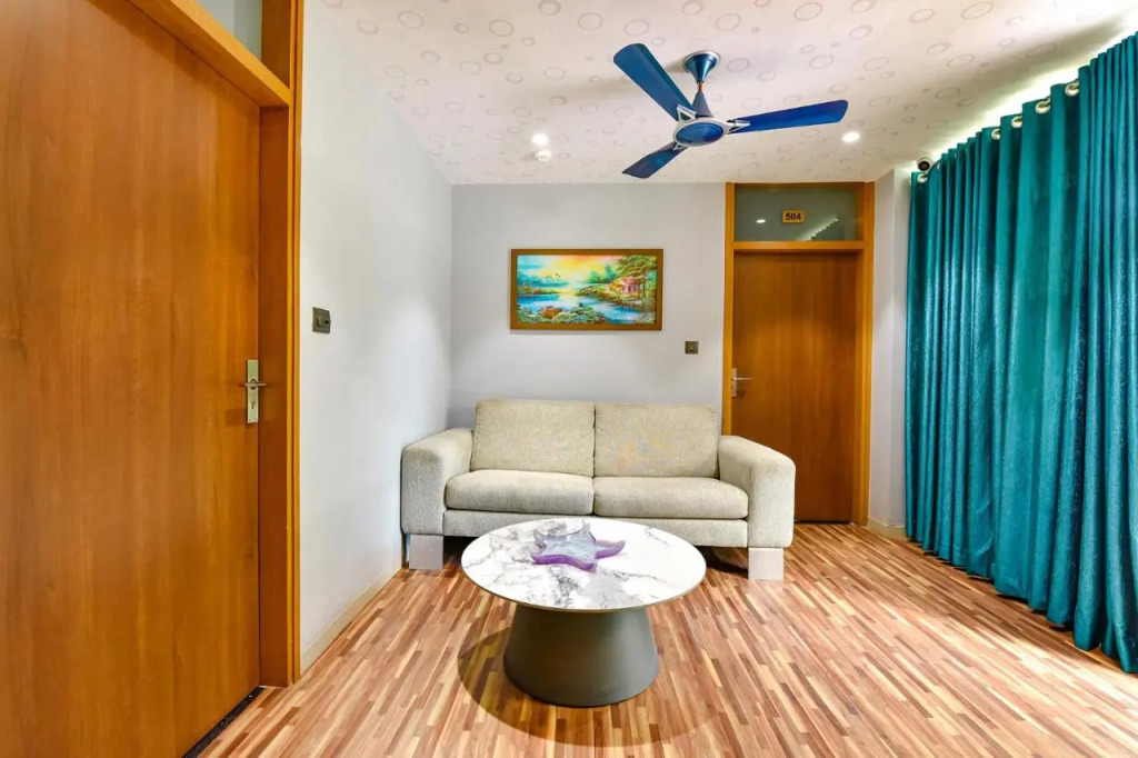 Fabhotel Siddharth Corporate