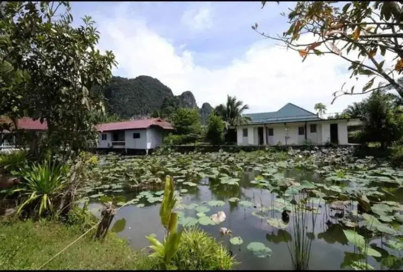 Manachaya Resort by ZUZU