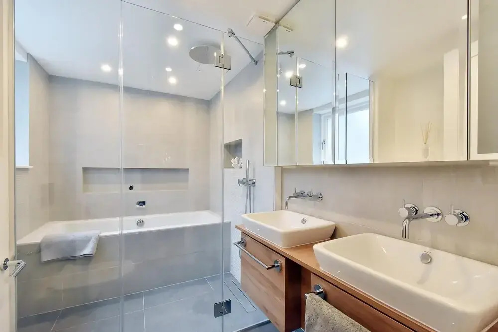 Stunning Mayfair 3 Bed 8 Million Air Conditioned