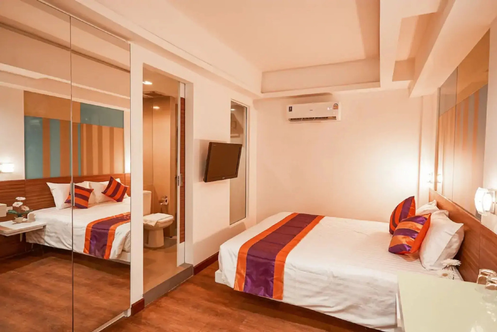 Отель Studio Asoke