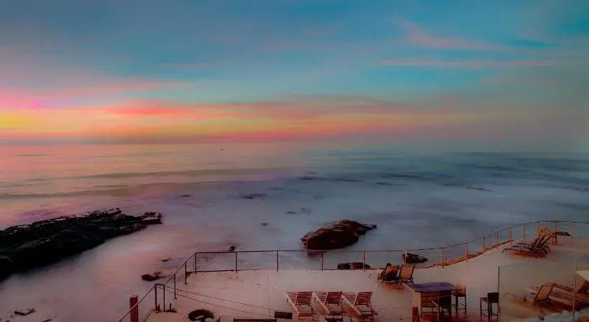 The Inn at Sunset Cliffs