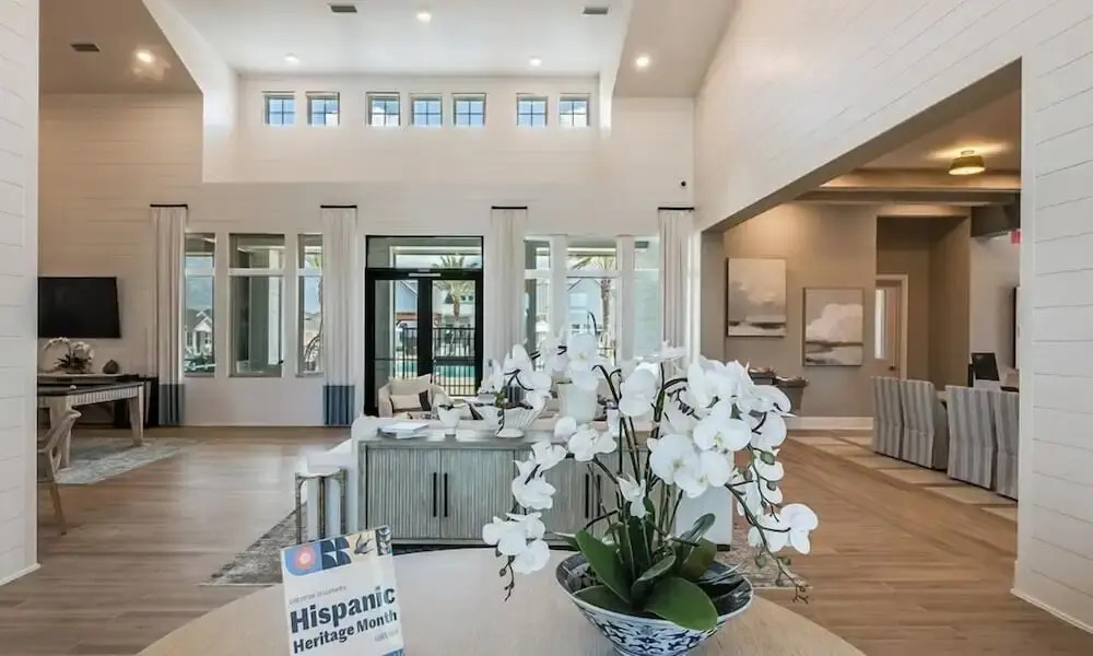 Landing Apartments - Four Corners