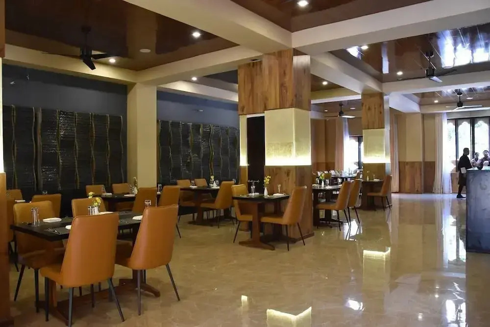 Legphel Hotel