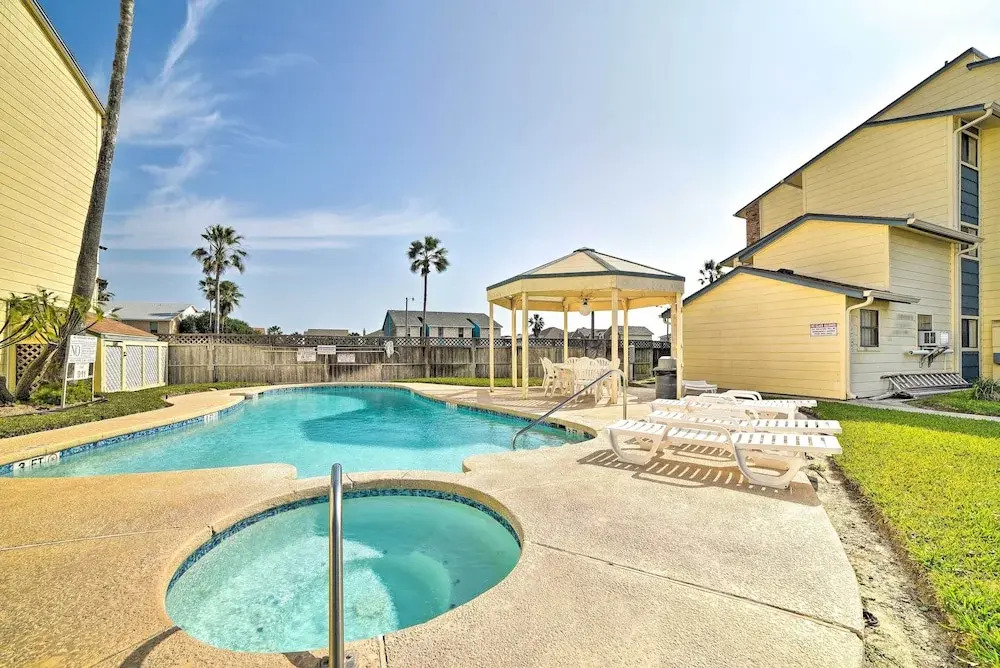 Chic Waterfront Condo w/ Private Boat Dock!