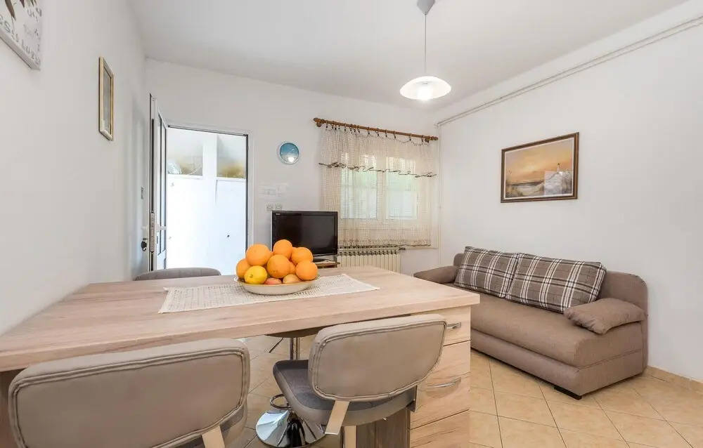 Nice Home in Kampor With Wifi and 1 Bedrooms
