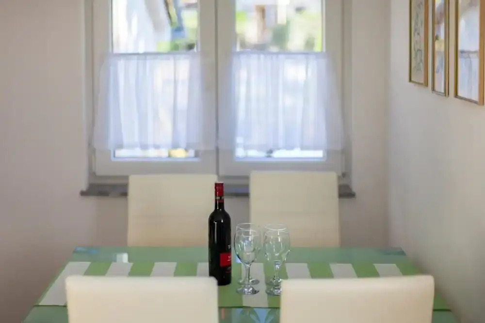 Apartment in Sveti Vid Near the Adriatic