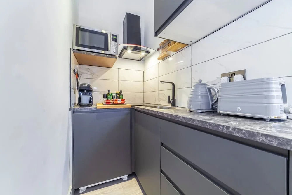 Cosy and Modern Duplex in the Heart of Earls Court