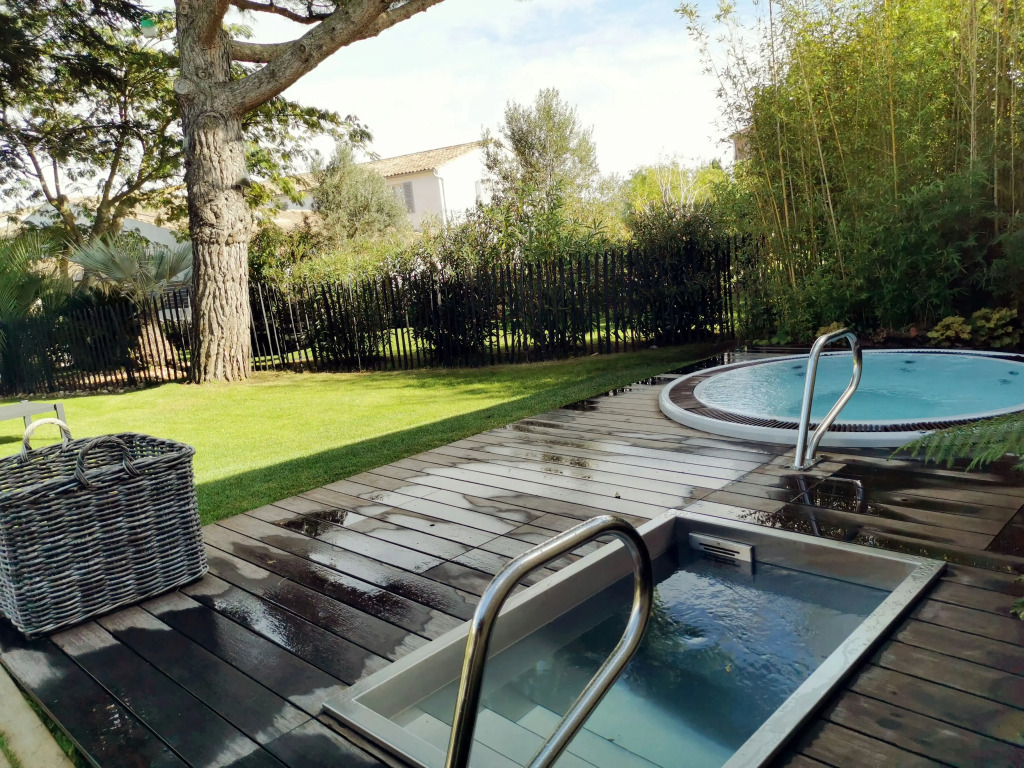 Le Clos Saint-Martin Hôtel & Spa