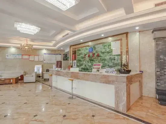 art star hotel