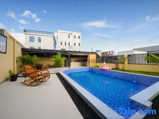 Floral Hotel· Tinghai Hotel (Lingshui Center Avenue Store)