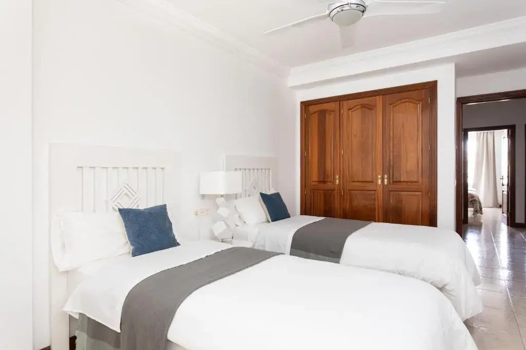 Rooms & Suites Balcony 3C