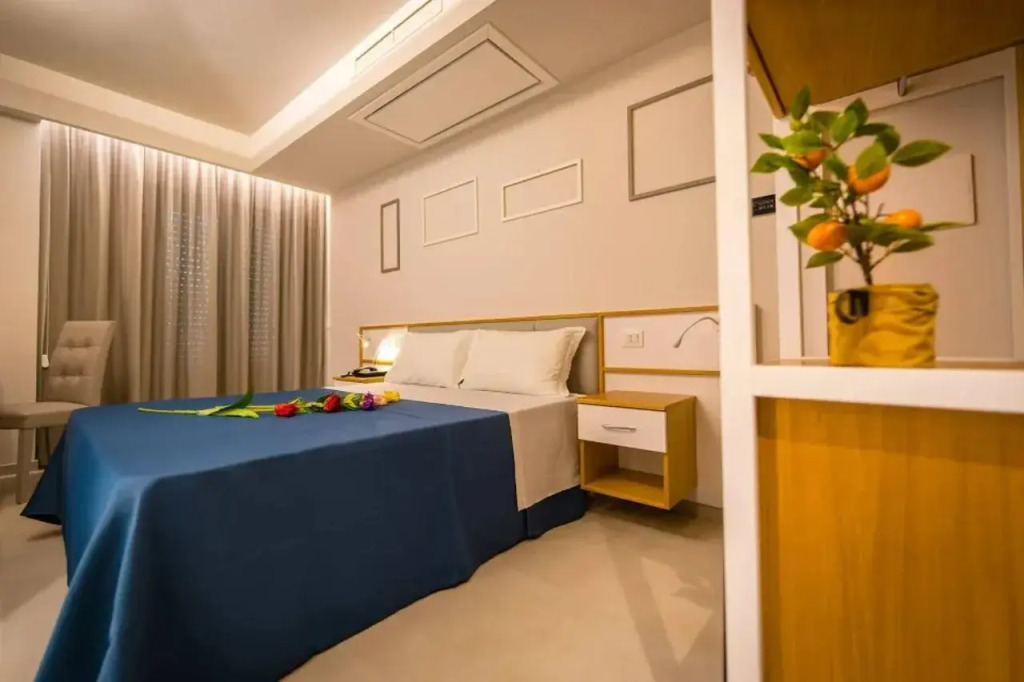 ELISEO PALACE TROPEA