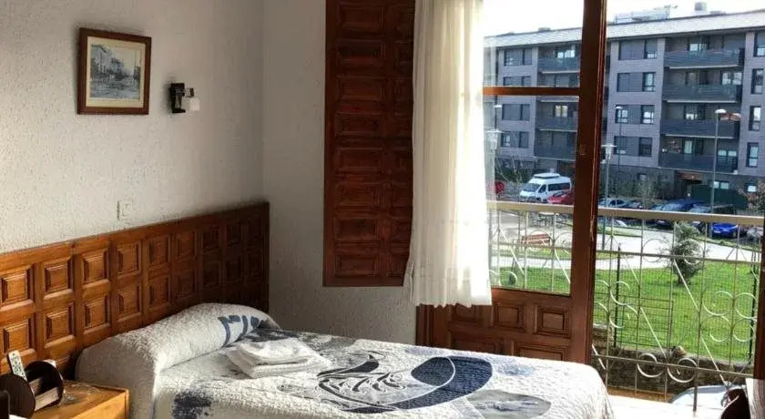 Hostal Paratene