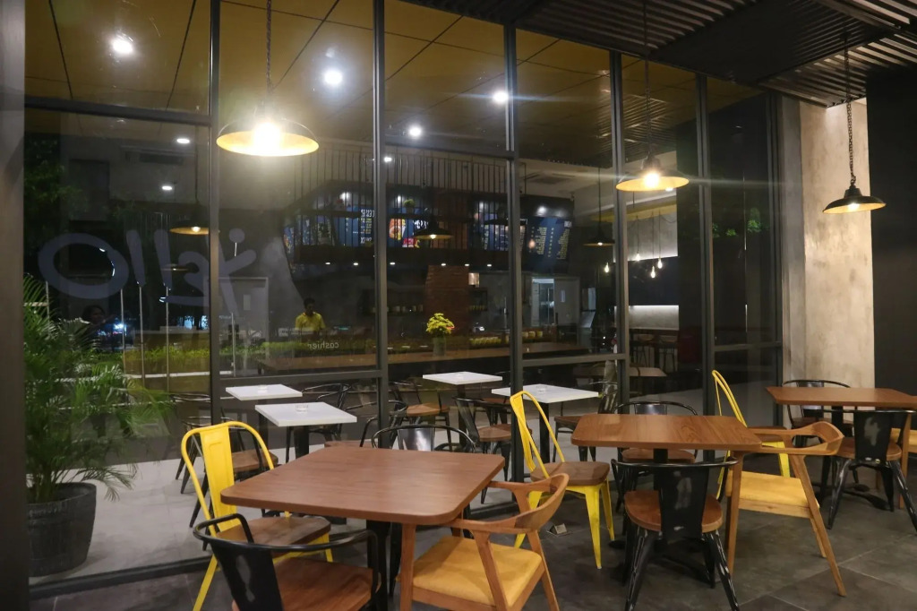 YELLO Hotel Manggarai Jakarta