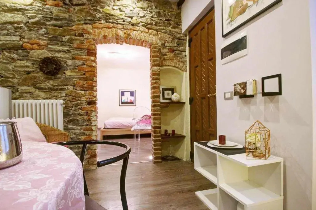 LA PERLA piccolo appartamento in piazza