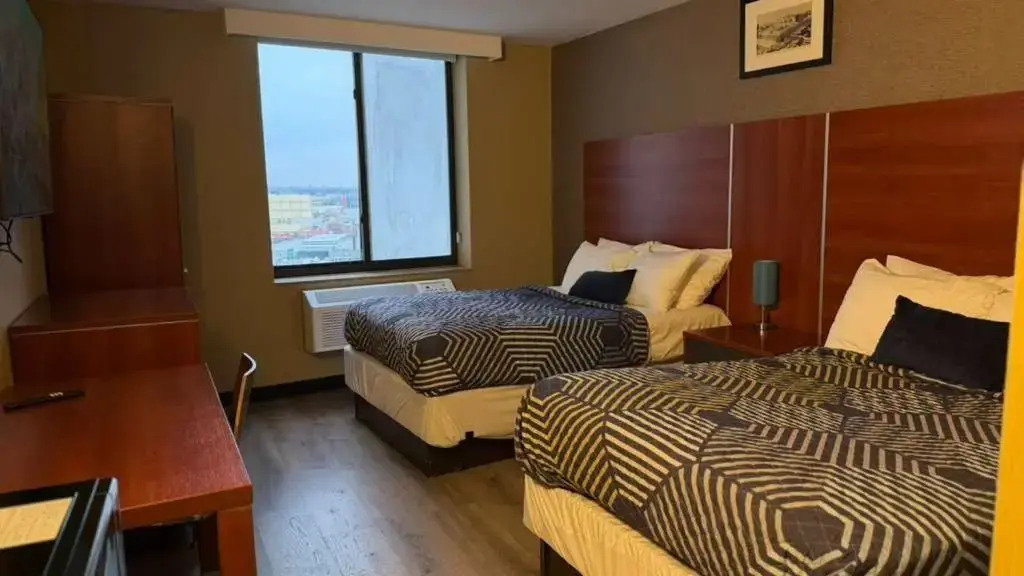Prince Flushing Hotel