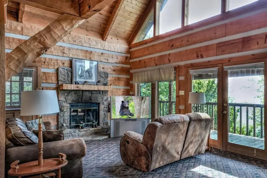 Super View Smoky Mtn Log Cabin Pool Table Hot Tub