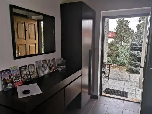 Apartment with Sauna and Garden