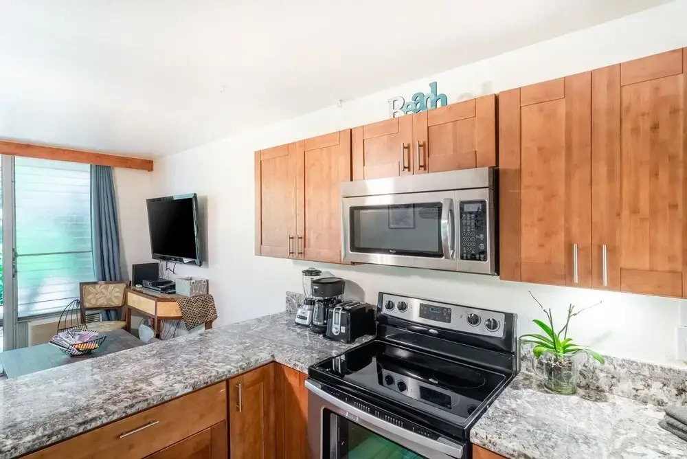 Affordable Vacation Accommodations in Maui at the Kihei Kai Nani Resort